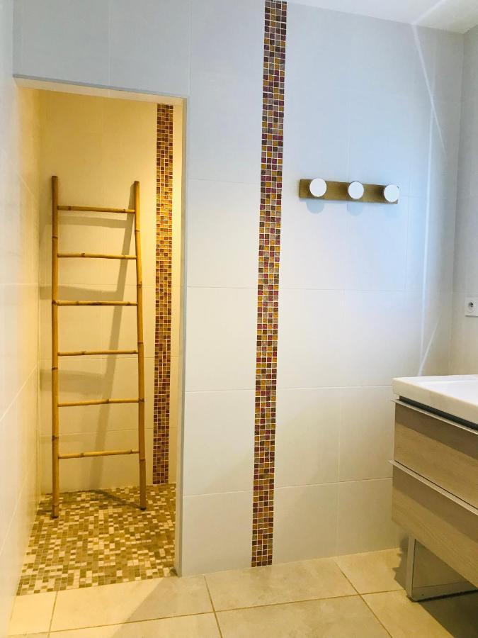 Ferme St Pierre 2 Suites Avec Repas, Piscine, Clim, Cheminee Ou Baignoire Spa Chabeuil Экстерьер фото
