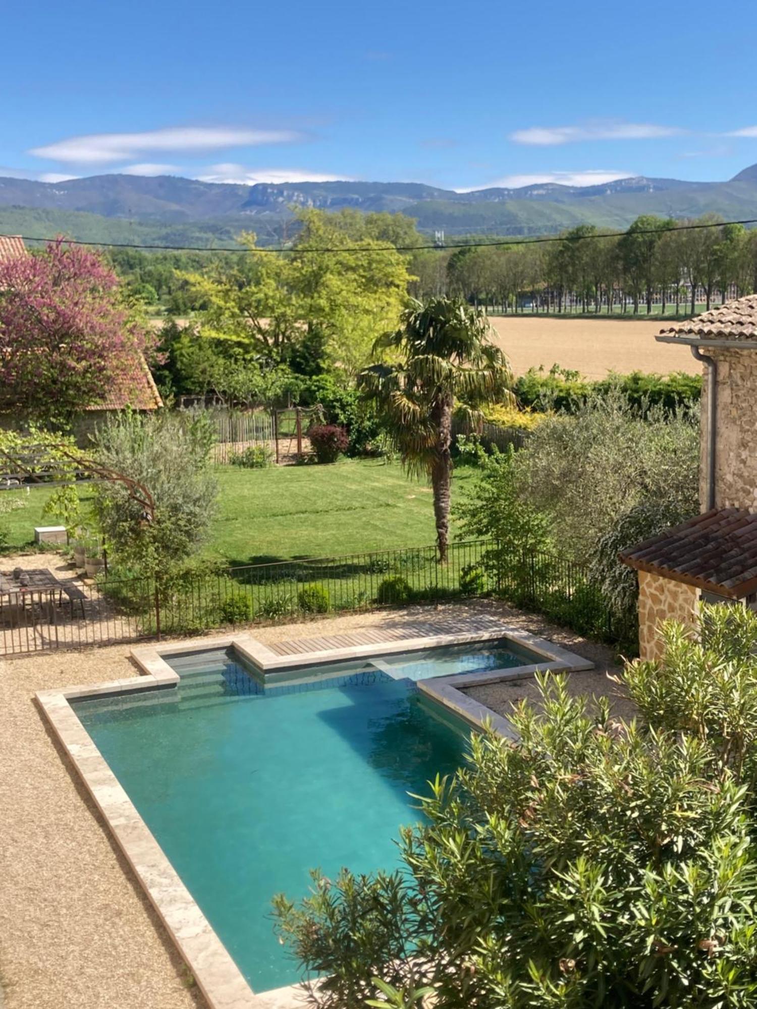 Ferme St Pierre 2 Suites Avec Repas, Piscine, Clim, Cheminee Ou Baignoire Spa Chabeuil Экстерьер фото